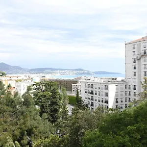 4 Couchages Superbe Résidence Proche De La Mer Vue Mer Nice